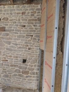 agencement intérieur : Création d'une cloison de placo avec isolation