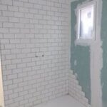 Carrelage et faïence après pose du placo dans une salle d'eau